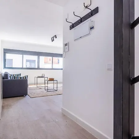 Slow - Two-bedroom With Private Pool Lejlighed *